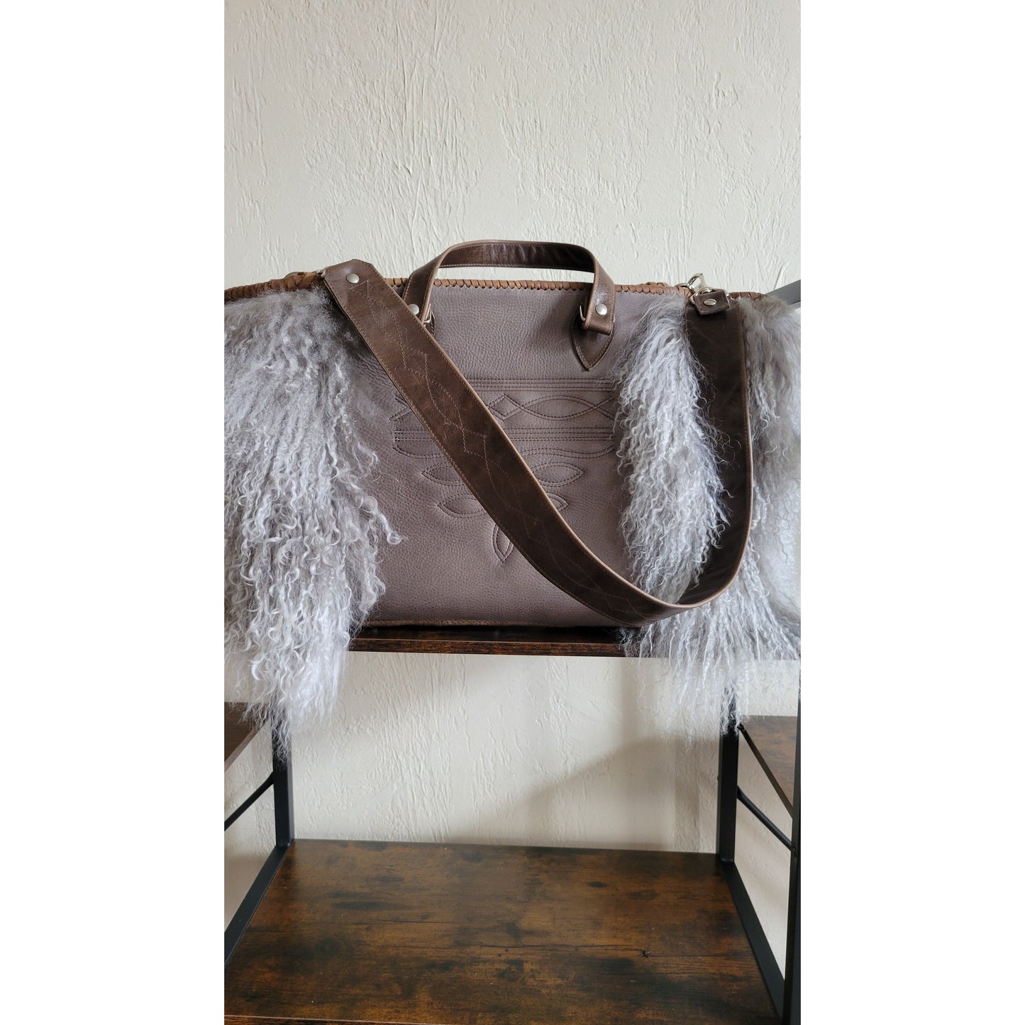Wooly Tote with Bootstitch detail