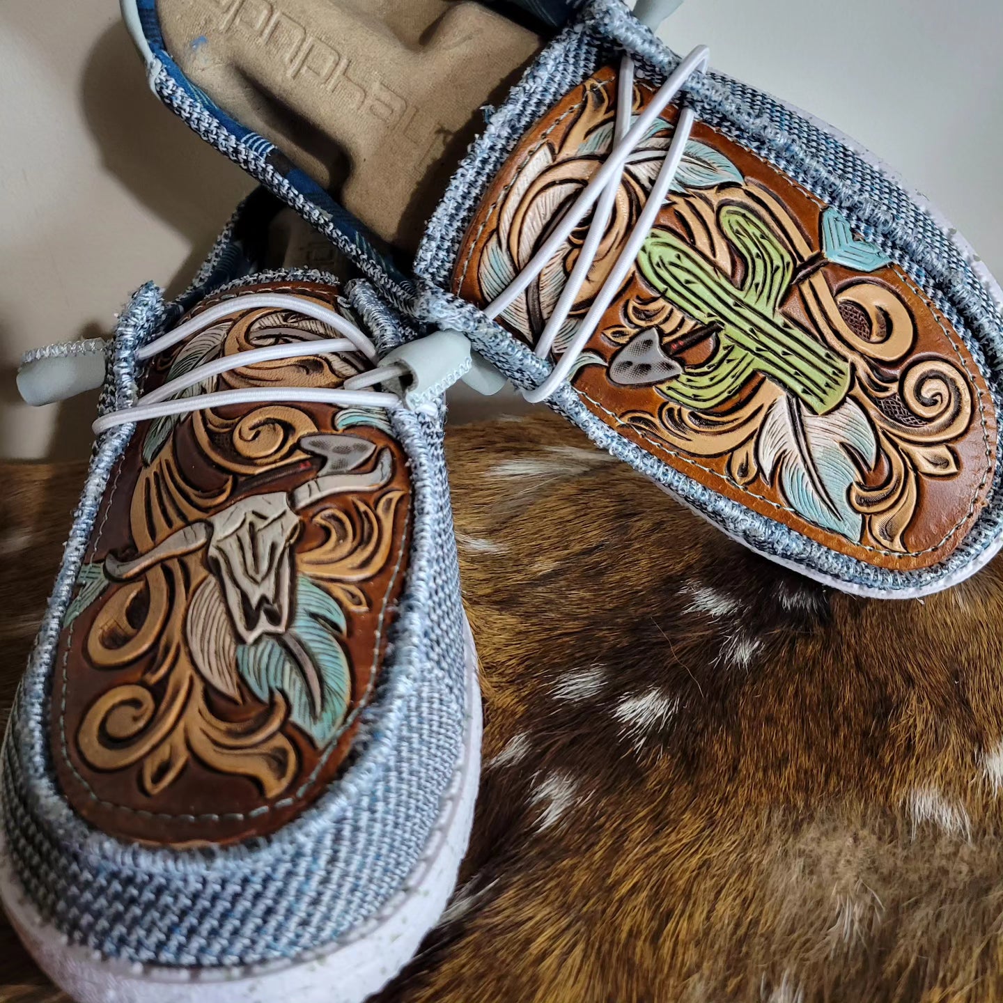 Cactus and skull Hey Dudes - j.huber leather designs