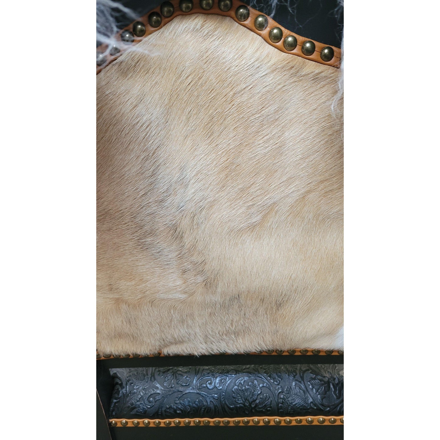 Western upholstered Chair - j.huber leather designs
