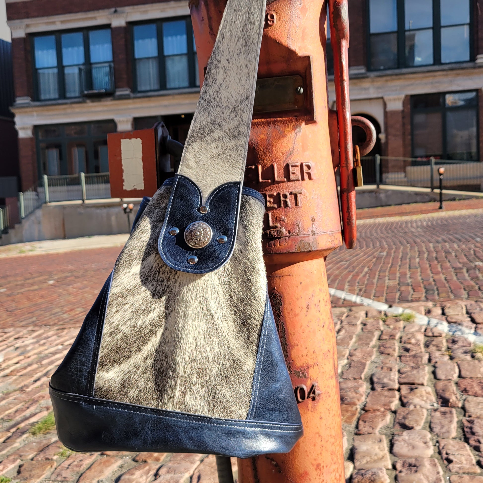 Western Sling Navy and Grey - j.huber leather designs