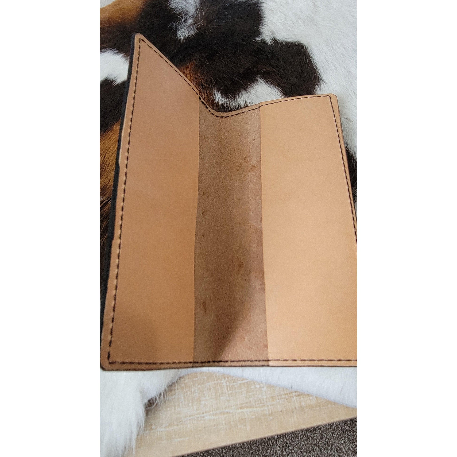 Checkbooks - j.huber leather designs